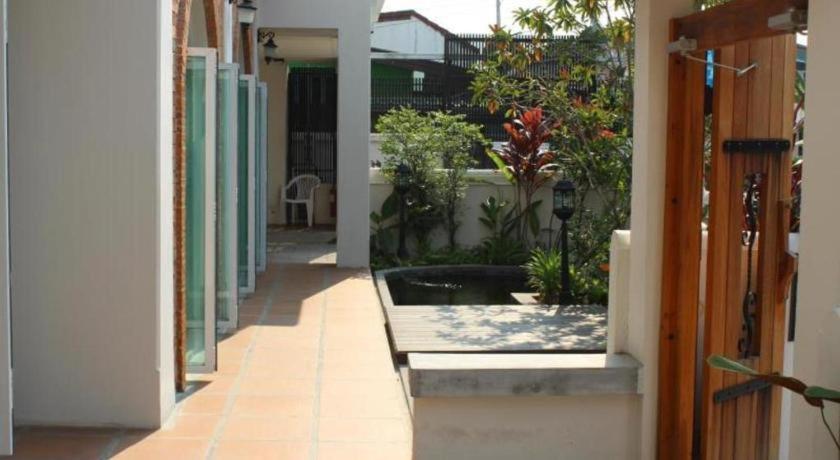 Baan Pimpisa Hotel Bang Sare Exterior photo