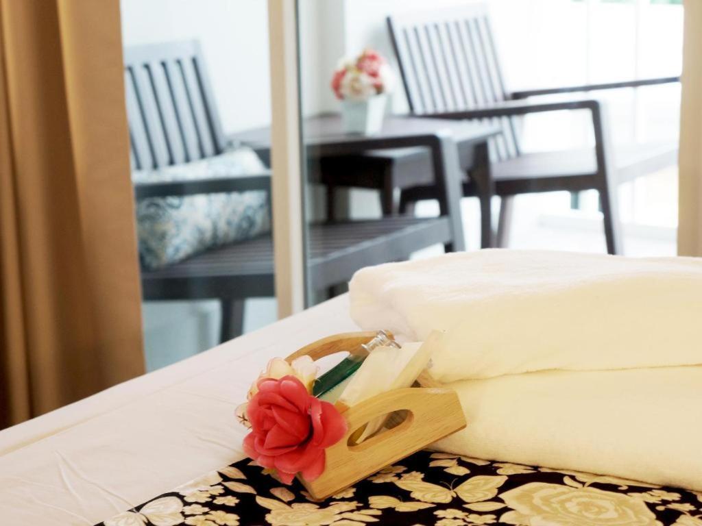 Baan Pimpisa Hotel Bang Sare Exterior photo