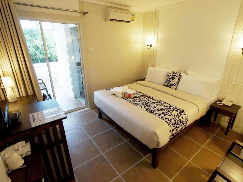 Baan Pimpisa Hotel Bang Sare Exterior photo
