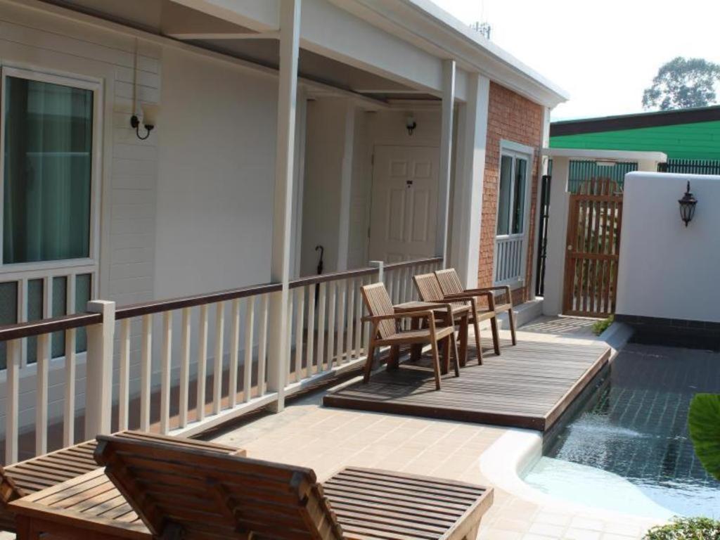 Baan Pimpisa Hotel Bang Sare Exterior photo